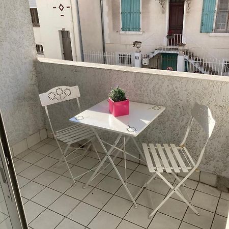 Appartement Proche Des Halles Нарбон Екстериор снимка